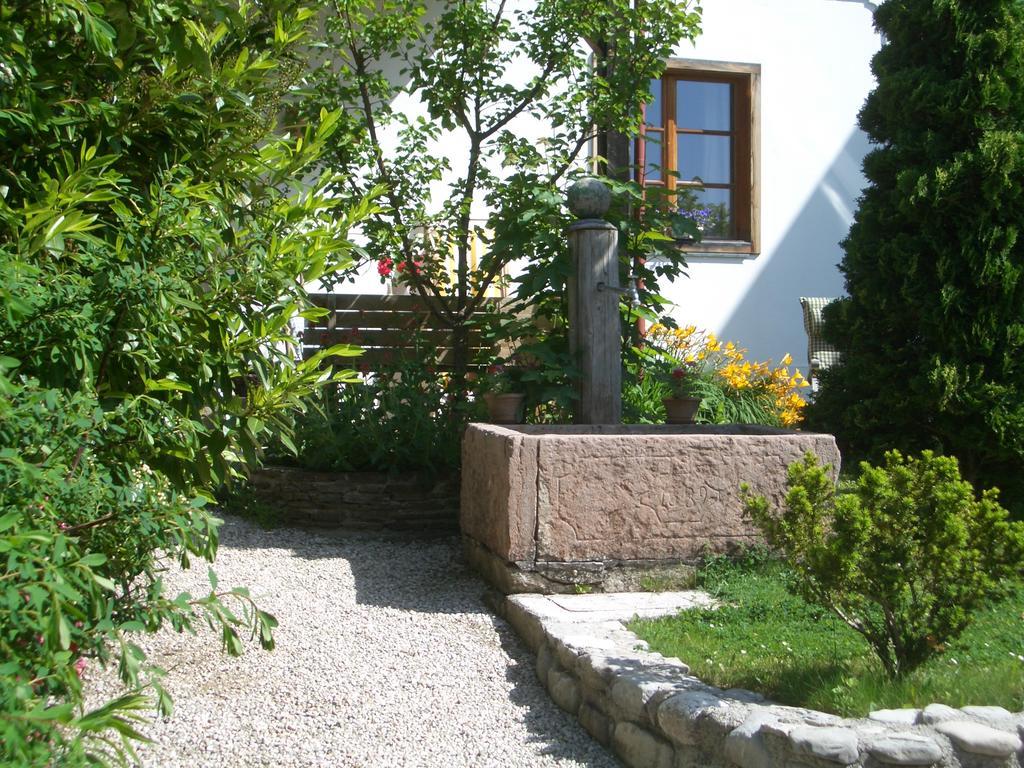 Sonnwirtstöckl am See Sankt Gilgen Zimmer foto